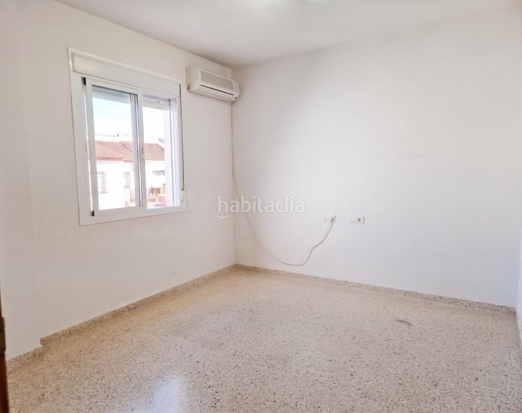 Foto bd8c9cc5-bbf9-49cb-a470-807e432c12ce. Casa adossada amb calefacció a Umbrete