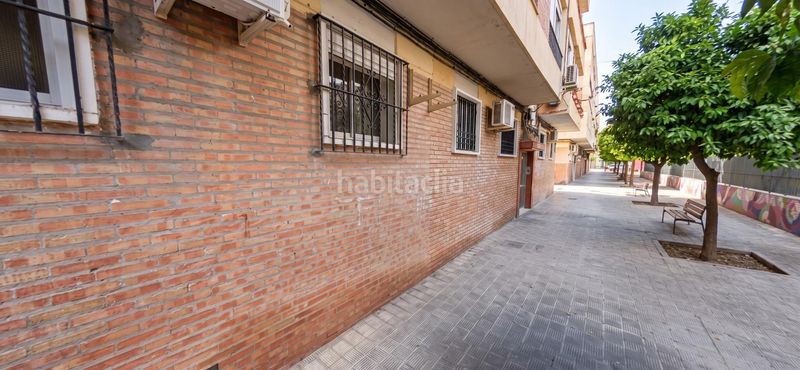 Foto 0925f4a5-e499-4924-b234-981923d668f2. Pis a plaza luis cernuda 16 a Cruz Roja Sevilla