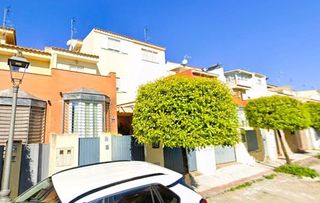 Chalet  Calle alcalde francisco carrero. Magnífico chalet en castilleja de la cuesta , sevilla