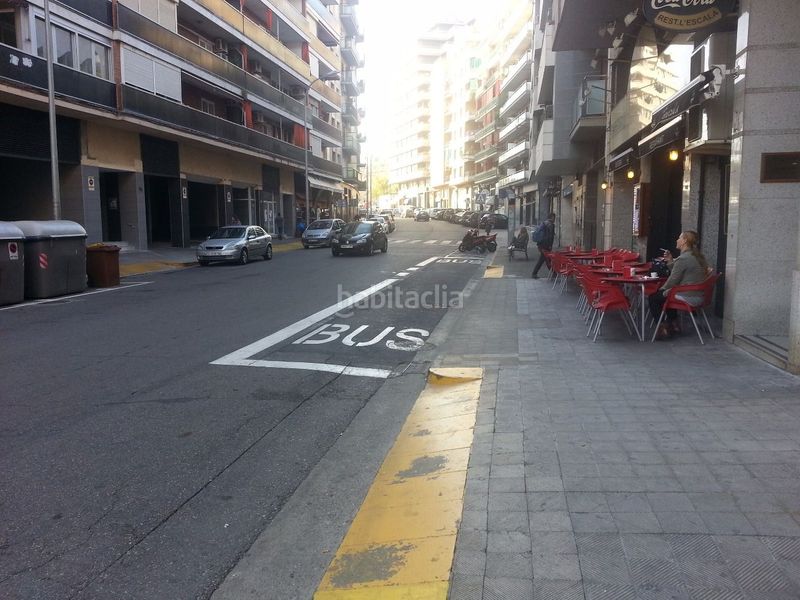 Foto d5b5d4f1-f659-44cb-93c2-de6985111431. Affitto locale commerciale in carrer acadèmia 31 in Lleida