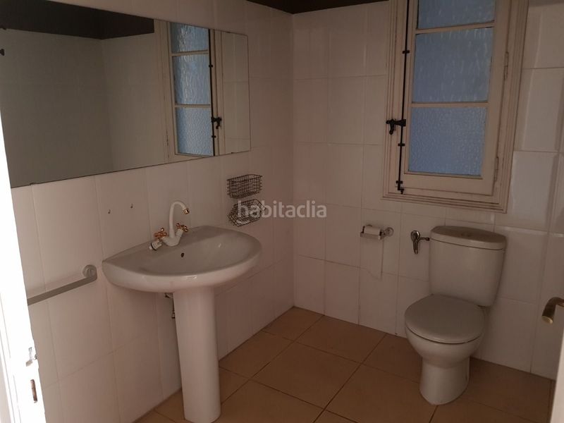 Foto c6fa34d4-4f0d-4c14-bd26-aa8ef735ce4e. Lloguer oficina amb calefacció a Centre Històric Lleida