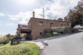 Casa a Pórtugos. Cortijo de 3 apartamentos en las alpujarras  pórtugos