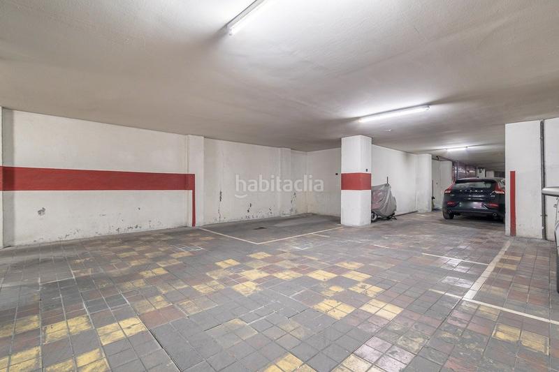 Foto dd459378-aa6b-4783-bd4e-a4ef6b607ad9. Posto auto in Centro - Sagrario Granada