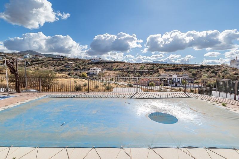 Foto 43e0217b-bfa0-46a9-a110-ade9344b7684. Casa  una sola planta en Altos de la Zubia en Zubia (La)