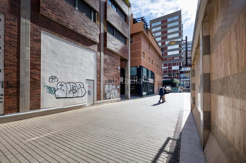 Foto 6a8855d9-1b76-4840-be5b-c9f0d6eaf15e. Local comercial a Plaza de Toros Granada