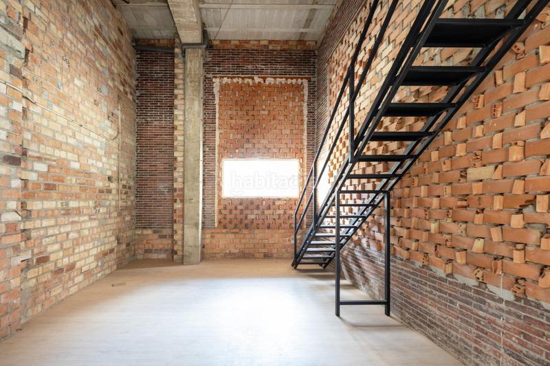 Foto 90ee1c4b-90bb-4981-af25-2fa9e9167535. Local comercial a Plaza de Toros Granada