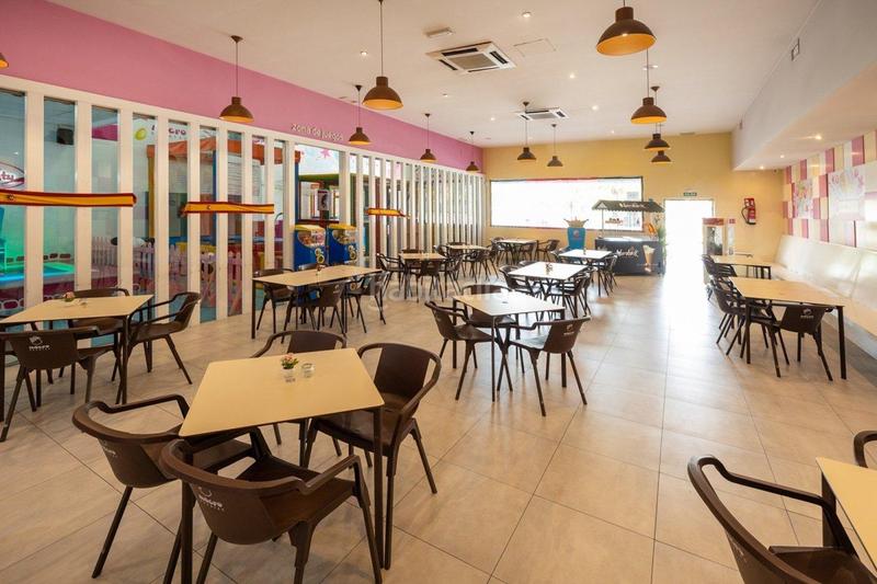 Foto 631c4805-5e29-449f-95df-a6d2bb02f12f. Geschäftsraum in Fígares Granada