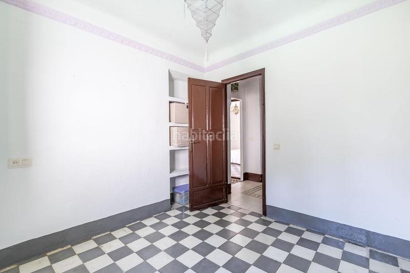 Foto 5dbfb9fc-f449-41e1-91a7-883610adbd8c. Chalet carmen con espectacular jardin y piscina en paseo del salón en Granada