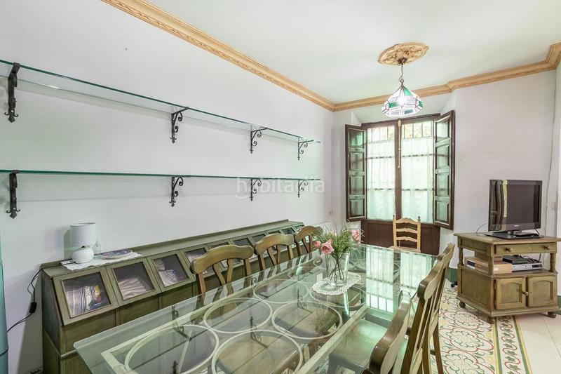 Foto ede84197-8c63-40b3-821d-45797d9d5c53. Chalet carmen con espectacular jardin y piscina en paseo del salón en Granada