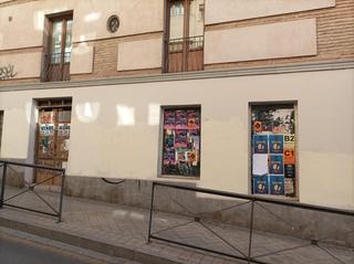 Lloguer Local Comercial a San Ildefonso. Local comercial junto al arco de elvira!