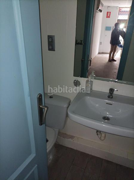 Foto 35a02088-defa-4a70-8d3f-128c5789462c. Alquiler local comercial local en alquiler en manuel de falla en Granada