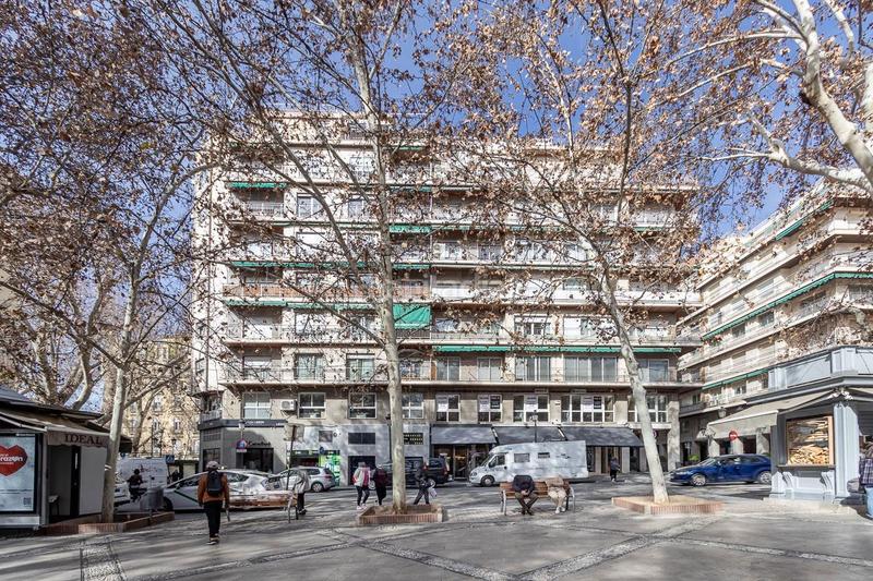 Foto 42a910a8-1fa3-4509-aaa4-f9129311a98d. Piso en plaza del campillo 5 magnifico piso reformado con todo lujo de detalles en pleno centro... plaza del campillo! en Granada