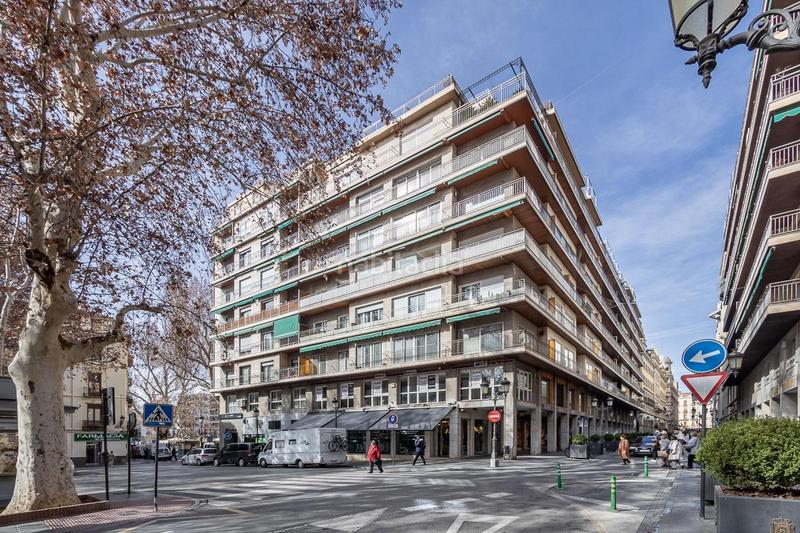 Foto 927157b1-070c-4862-925c-294073b38246. Piso en plaza del campillo 5 magnifico piso reformado con todo lujo de detalles en pleno centro... plaza del campillo! en Granada