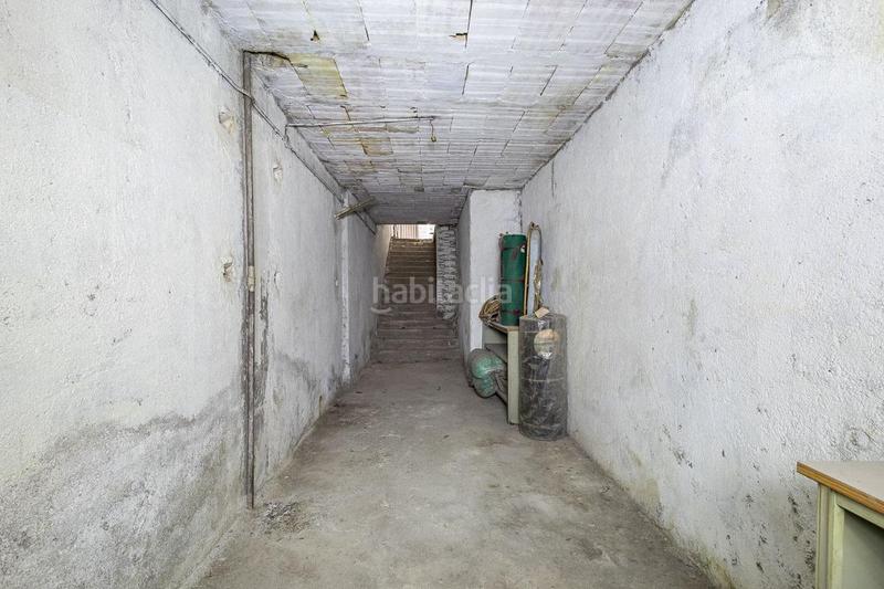 Foto c7a8de91-0293-42d4-b0e2-ac7270f37a58. Local comercial local de 2 plantas en Centro - Sagrario Granada