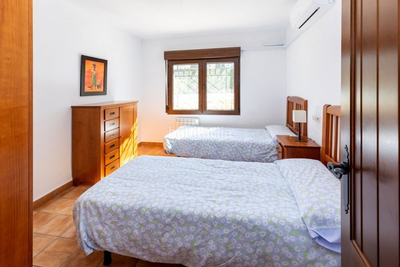 Foto 72ce553d-8203-4b43-9fc4-8e45d8068223. Xalet amb aparcament piscina a Barrio de la Vega Monachil