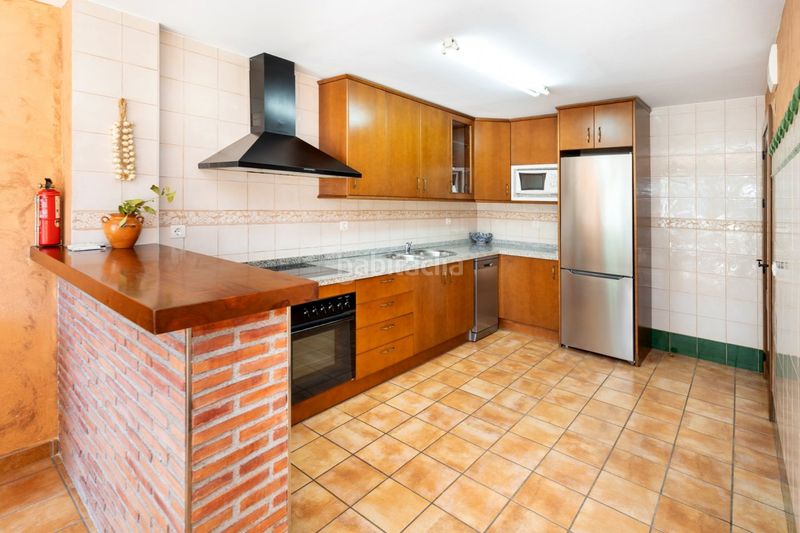 Foto e9cd47b4-bcd0-4c3c-ad71-a73b60e16bd5. Xalet amb aparcament piscina a Barrio de la Vega Monachil