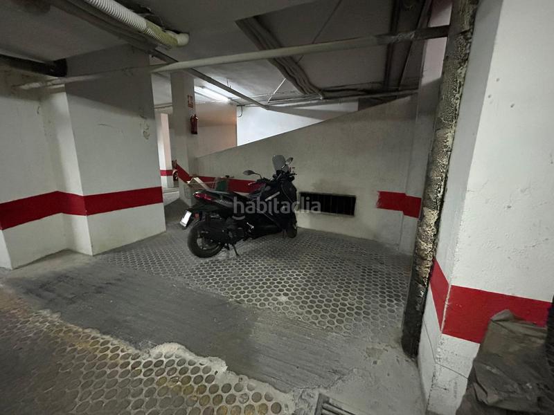 Foto 0733c37b-e85a-425f-b8ce-66ad5a2e1e49. Parking coche plaza de garaje en Pajaritos en Pajaritos Granada