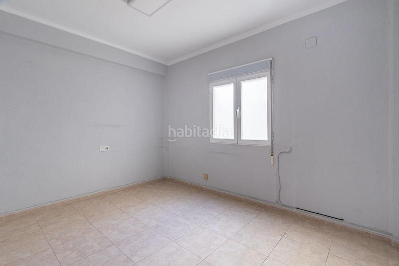 Foto f6cdd0e6-72e9-47e4-b549-b23c793e55ef. Miete etagenwohnung mit heizung in Pajaritos Granada