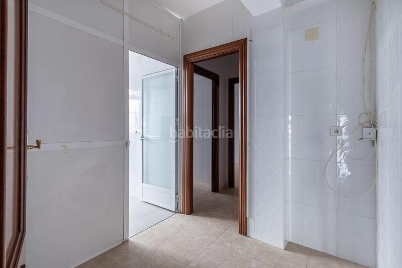 Foto bfe21adb-e70f-4e83-8c42-79f9675083fd. Rent flat with heating in Pajaritos Granada