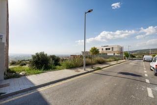 Terreny residencial  U.e. 23. Parcela en suelo urbano en zona ferial de huetor vega.