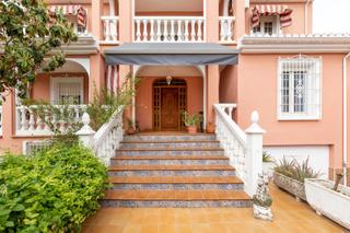 Casa in Calle del profesor tierno galván 4. Unifamiliar en santa fe