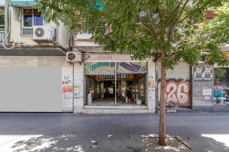 Foto a6c39efd-61b9-462d-8453-24f811a86366. Alquiler local comercial gran local en Camino de Ronda en Granada