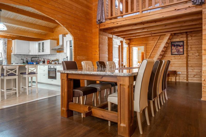 Foto 5f5f1e4a-d2d8-42c7-bb81-56468847d9ca. Chalet with heating parking pool in Cúllar Vega