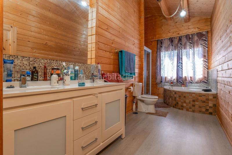 Foto db19419f-157d-4f2c-acd3-105aabfee03a. Chalet with heating parking pool in Cúllar Vega