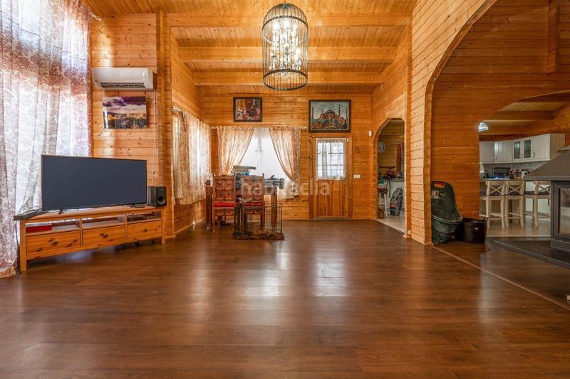 Foto e2bfb1b9-93f8-4e4d-914a-7a18837acbd7. Chalet with heating parking pool in Cúllar Vega