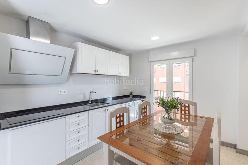 Foto 5e2b0d27-6404-43f5-940f-560775606ec4. Affitto appartamento con riscaldamento in Barrio de Zaidín Granada