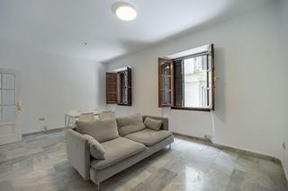 Appartement à Calle veronica de la magdalena 48. Piso junto a recogidas