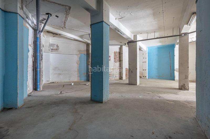 Foto 944bbc00-4720-4754-ba5d-22130e1e02a0. Alquiler local comercial local en pedro antonio de alarcon en Granada