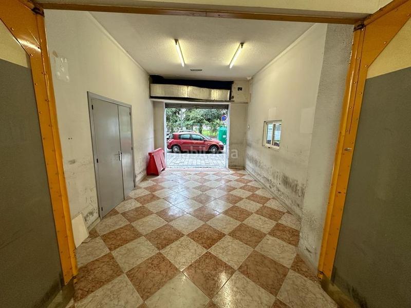 Foto 7b2f5782-c43e-4123-b497-63ba6c258663. Alquiler local comercial local rebajado en gonzalo gallas en Granada