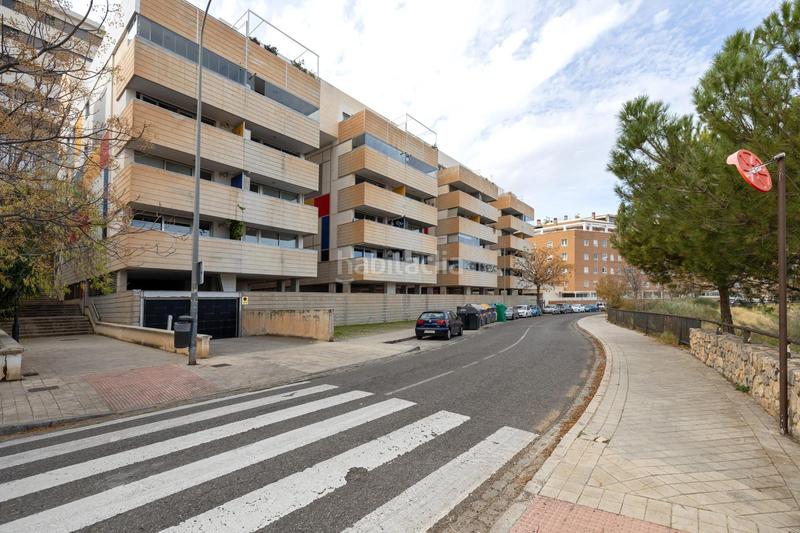 Foto e6ce0ffa-9576-4e88-ace0-74273997e3f2. Flat with heating parking in Camino de los Neveros - Serrallo Granada