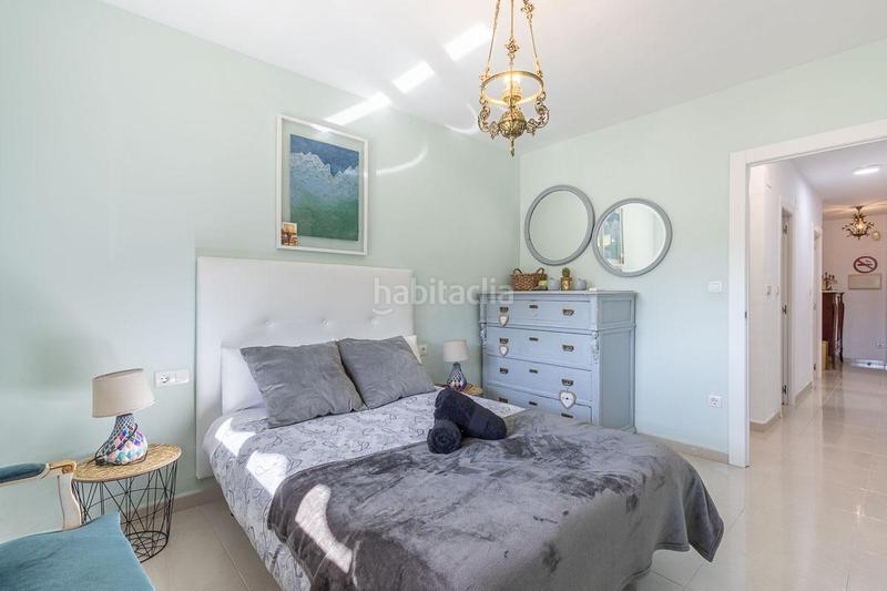 Foto 79cb2546-696f-4fbe-a3e5-764bf4023a2c. Miete etagenwohnung in Crta. De la Sierra Granada