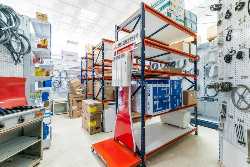 Foto 31605957-6f84-4950-90ce-c21c1275e981. Local commercial dans calle pdta francisco javier cob 18 dans Granada