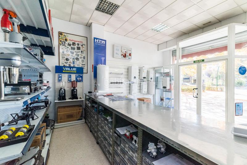 Foto 4d6b8b88-a4ea-46d7-b1b8-ab492b3d7aa7. Local commercial dans calle pdta francisco javier cob 18 dans Granada