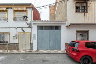 Aparcament cotxe a Calle san jose 13. Gran cochera en casco histórico de churriana