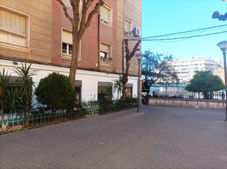 Location Appartement à Plaza de Toros. Estudiantes que buscan zona caleta!!