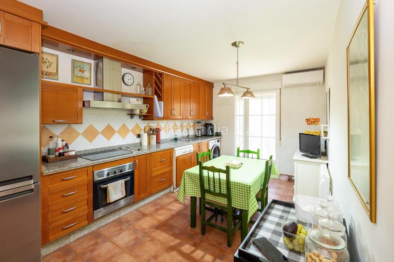 Foto 5dbf01ba-3392-4ef0-90c8-e549848322f9. Chalet in calle infanta elena 7 in Urbanizaciones Alhendín