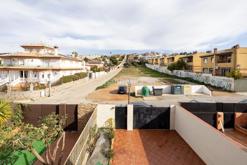 Foto 4564fb6f-1b03-4a04-8915-b821c6ee090e. Casa pareada en calle de francia 35 tu hogar ideal luz, espacio y tranquilidad en Huétor Vega