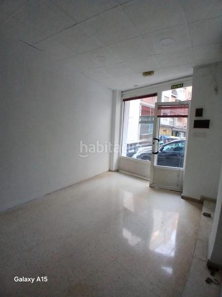 Foto 334aa490-1f66-4bf4-b2da-e2a256f48c34. Alquiler local comercial  en el centro!! en Granada