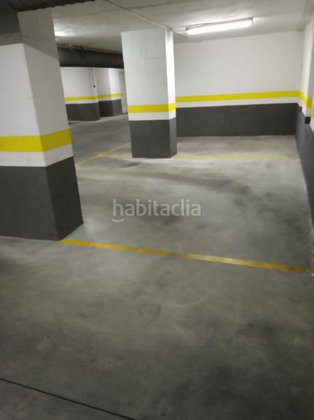 Foto a70cfcf0-a8cf-4b98-b088-aab409d8d535. Alquiler parking coche gran plaza de aparcamiento en caleta!! en Granada