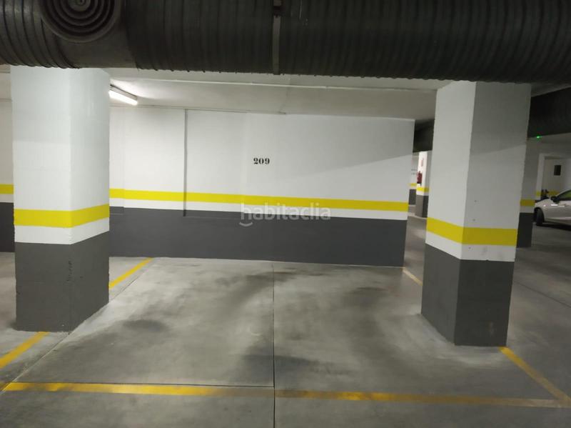 Foto cc8ab002-a497-450f-a7f0-980ed6777dbf. Location parking voiture dans Pajaritos Granada