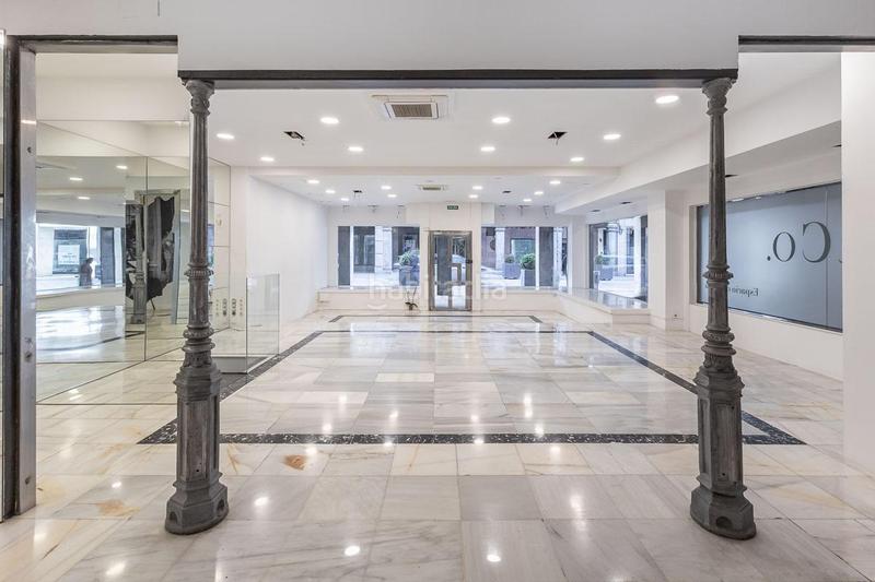 Foto c8df74dd-d58d-451b-a1d0-1e383d7284ad. Lloguer local comercial a San Matías - Realejo Granada