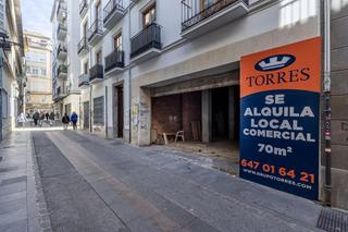 Location Local commercial à Centro - Sagrario. Gran local en calle gracia!!
