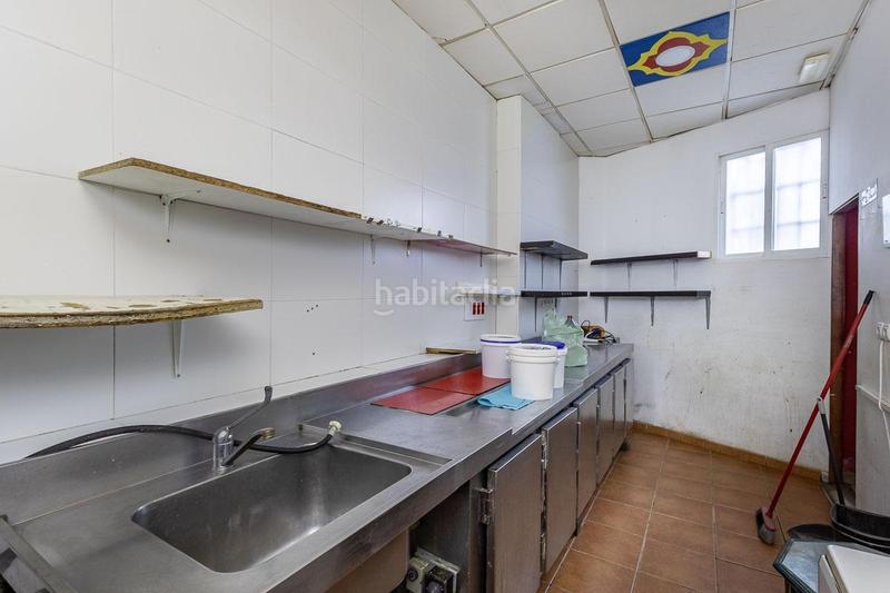 Foto b2f2737e-4eca-4918-a60b-50a6a4343583. Alquiler local comercial  en albaicin en Granada