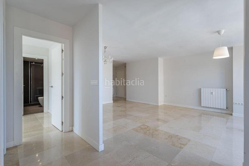 Foto 08f6d3b9-b569-445c-acae-9bbd015f4440. Miete etagenwohnung mit heizung pool in Cervantes Granada