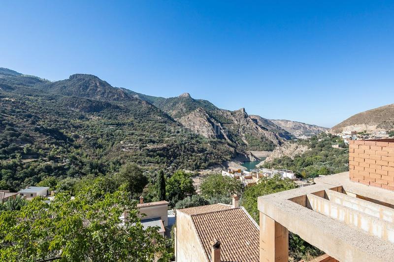 Foto e4e2c178-5db8-4838-93d1-3fe76f6f5c4b. Terrain résidentiel dans calle serpentina 13 dans Güéjar Sierra