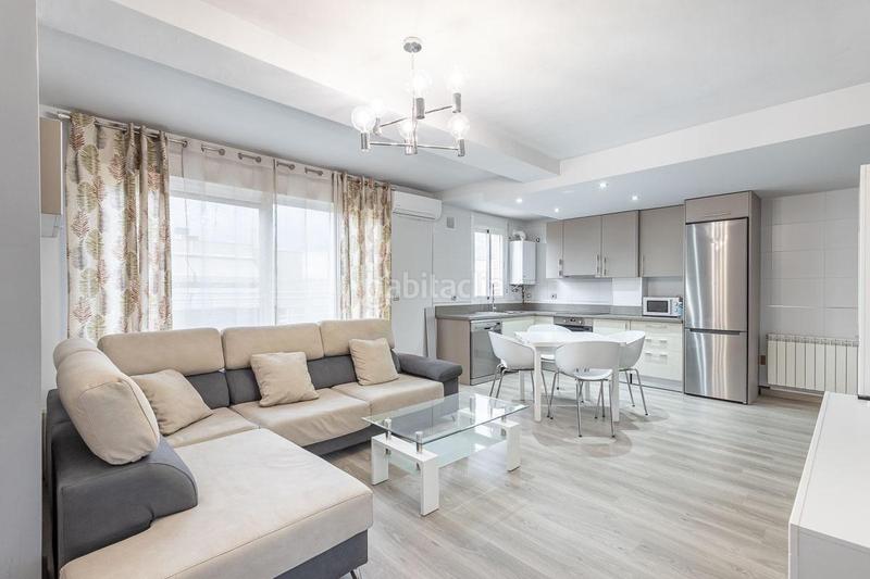 Foto c8f44851-6041-44a8-bd24-e038af95f8cb. Location attique avec chauffage parking dans San Cayetano Churriana de la Vega